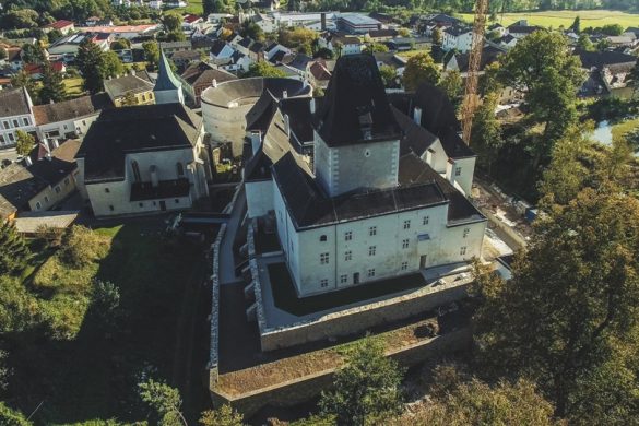 Schloss Pögstall - copyright Hubert Neufeld